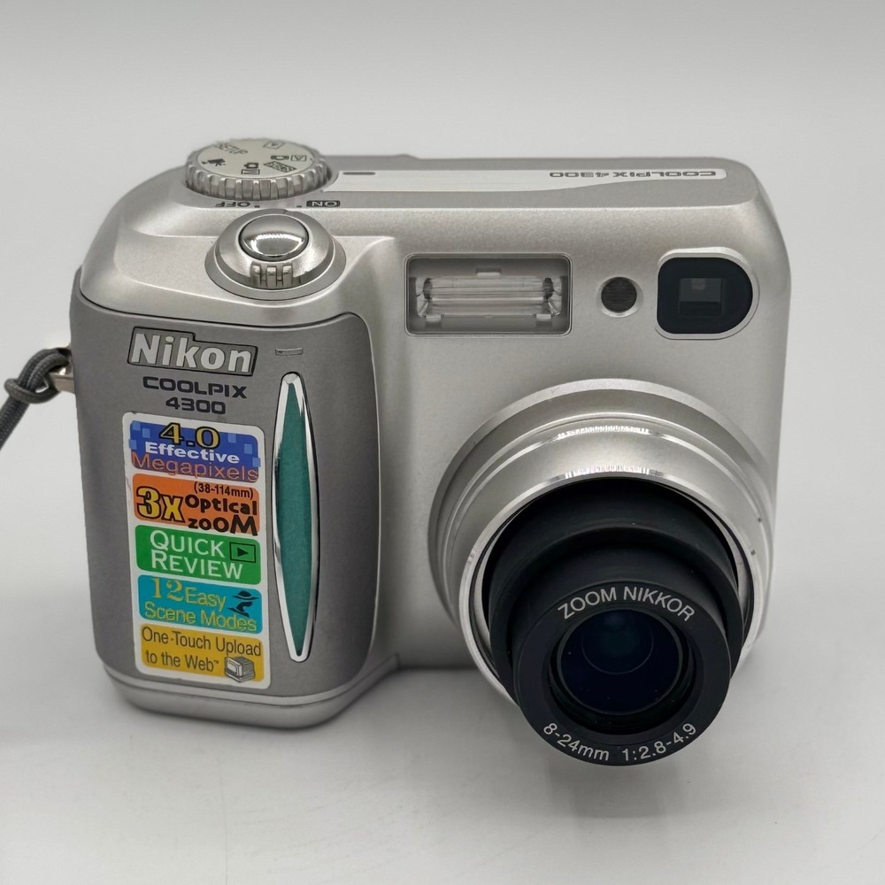 Nikon Coolpix 4300 4.0MP Digital Camera Silver 3x Optical Zoom Tested & Working